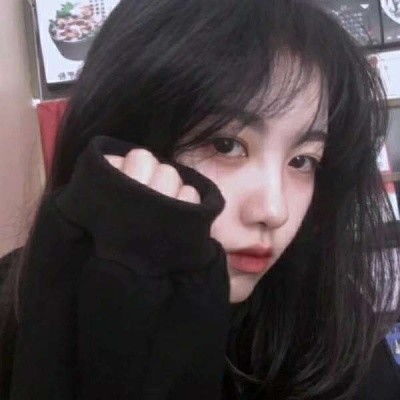 男子伪造再来一瓶骗近700箱酒
